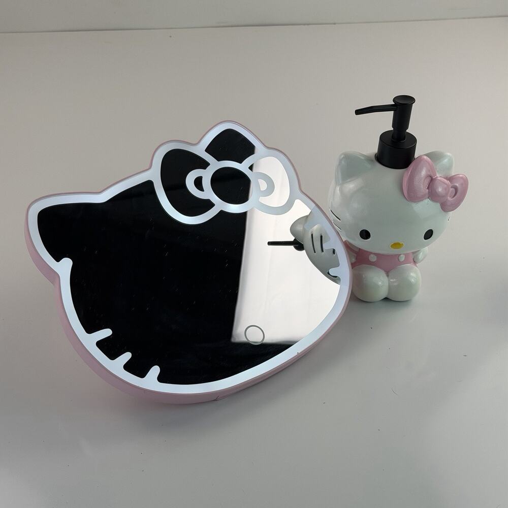 LOT- Hello Kitty Tri-Tone LED Light Up Table Vanity Mirror + Rare Soap Dispenser